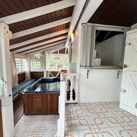 Le Nid De Lorhila - Jacuzzi, Piscine, Plage Sainte-Anne  Esterno foto